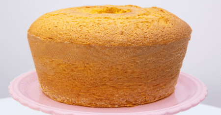 Bolo de cenoura fofinho: receita fácil