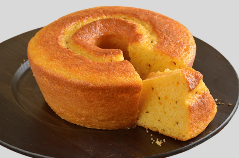 Bolo de fubá cremoso