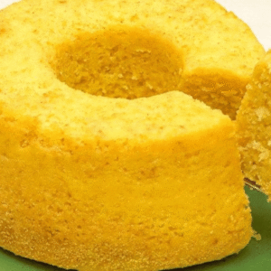 Bolo de milho fácil e cremoso: passo a passo