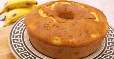 Como faz bolo de banana: receita da vovó