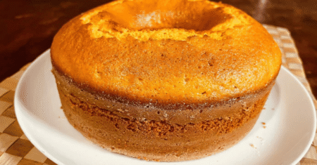 Bolo de cenoura liquidificador: receita simples