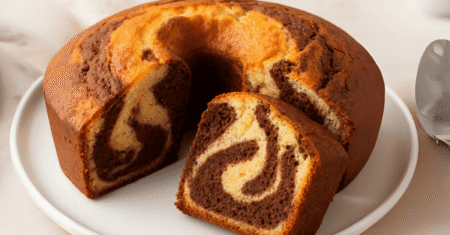 Bolo mármore fofinho de liquidificador: a receita simples
