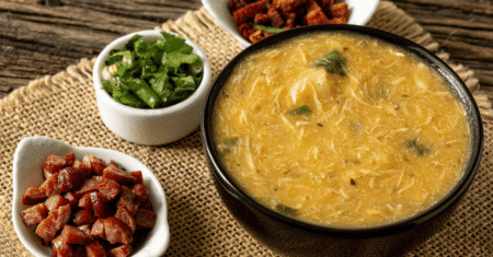 Caldo de mandioca: receita fácil, cremosa